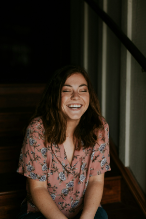 <em>Ana Maria H.</em>